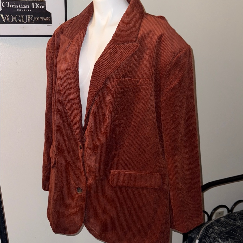 Elegant Brown Corduroy Blazer - Picture 3 of 7